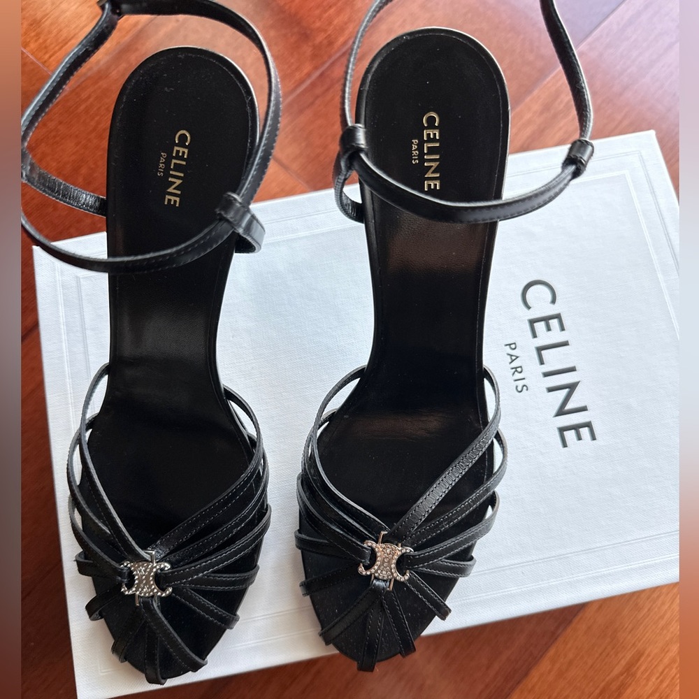 Celine Triomphe Sandal size 38. NEW WITH TAGS